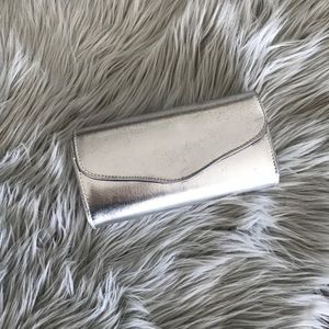 Silver Clutch
